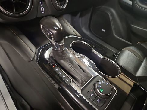 Certified 2022 Chevrolet Blazer Premier w/ Enhanced Convenience Package image 25