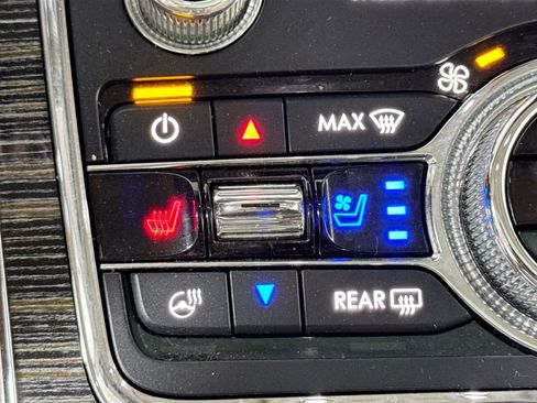 Used 2018 Lincoln Continental Black Label FWD image 26