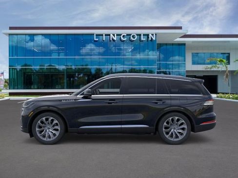 New 2025 Lincoln Aviator Reserve w/ Illumination Package RWD image 3