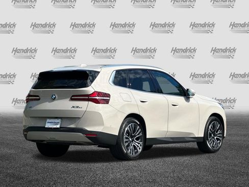 Used 2025 BMW X3 xDrive30i w/ Premium Package image 5