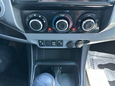 Used 2015 Toyota Tacoma 4x4 Double Cab image 17