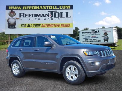 Used 2017 Jeep Grand Cherokee Laredo w/ Quick Order Package 23E