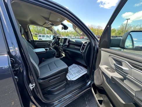 Used 2020 RAM 1500 Big Horn AWD/4WD image 14