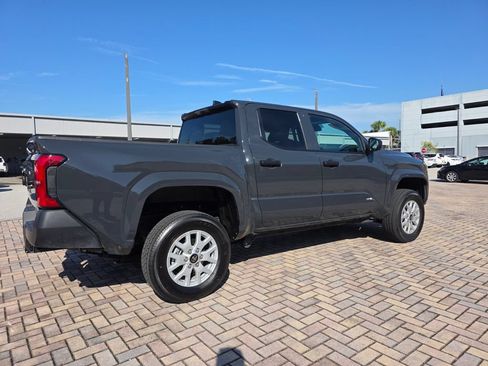 Used 2026 Toyota Tacoma SR AWD/4WD image 11