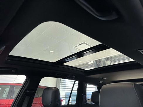 Certified 2025 Cadillac XT6 Premium Luxury w/ Technology Package image 19