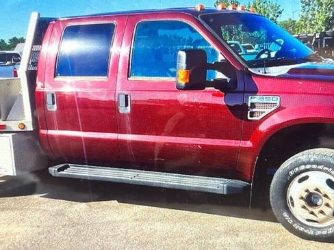 Used 2009 Ford F350 Lariat image 2
