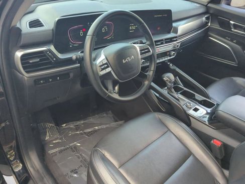 Used 2023 Kia Telluride S AWD/4WD image 9