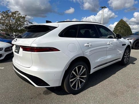 New 2025 Jaguar F-PACE R-Dynamic S image 5