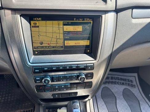 Used 2010 Ford Fusion Hybrid FWD image 13