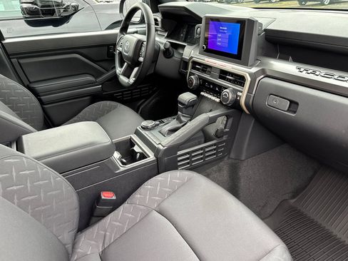 New 2025 Toyota Tacoma SR5 image 15