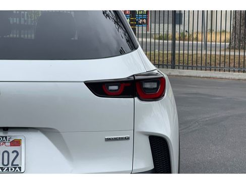 Used 2024 MAZDA CX-50 AWD 2.5 S w/ Weather Package image 17