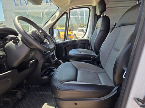 Used 2023 RAM ProMaster 2500 FWD image 29