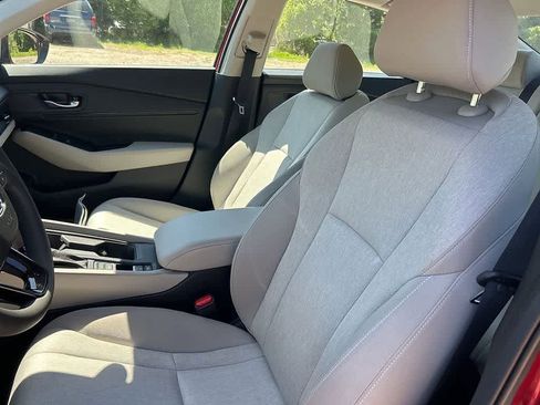 Used 2025 Honda Accord SE image 17
