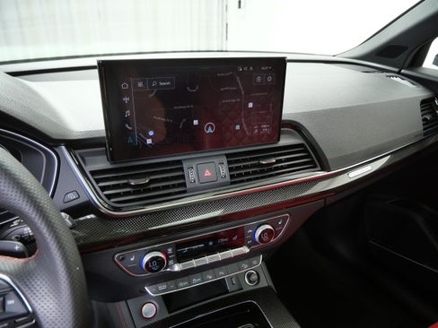 Used 2023 Audi SQ5 Prestige w/ Prestige Package AWD/4WD image 19