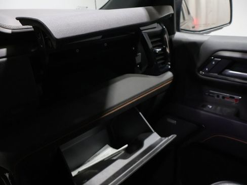 Used 2025 GMC Sierra 1500 AT4 w/ AT4 Premium Package AWD/4WD image 35