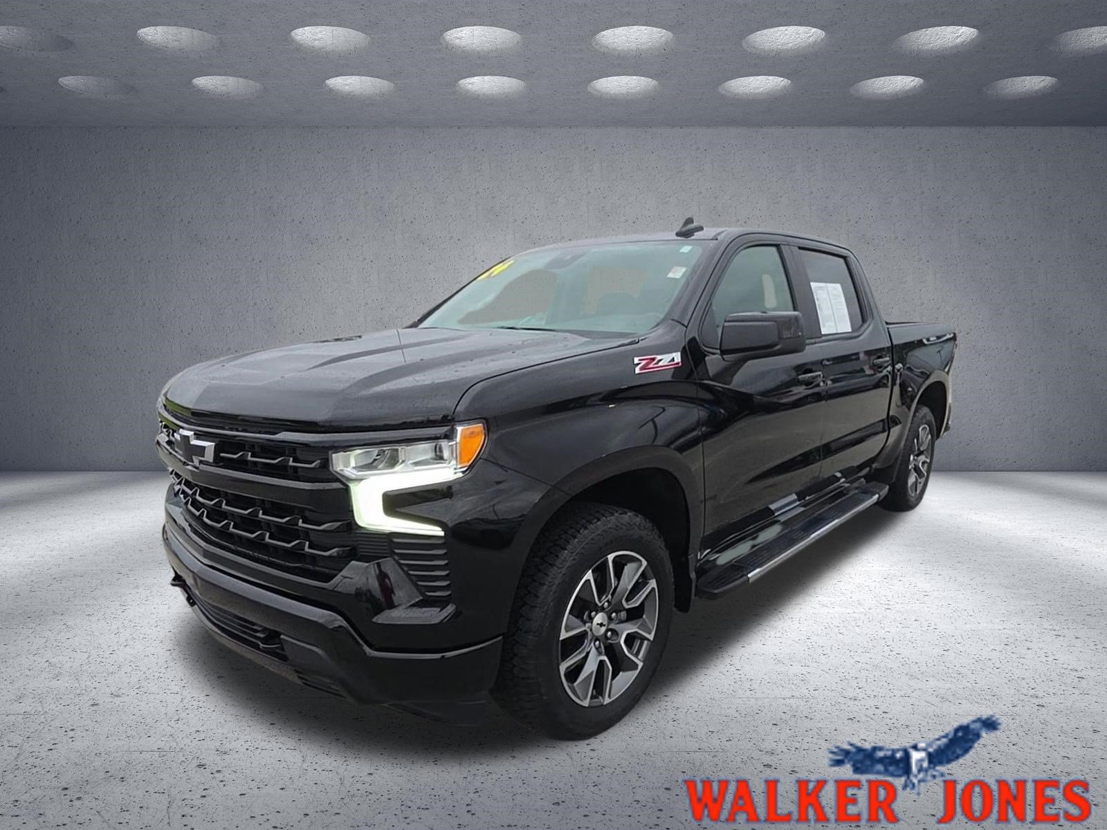 Used 2024 Chevrolet Silverado 1500 RST AWD/4WD image 1