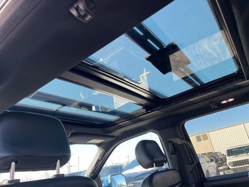 Used 2018 Ford F150 Lariat w/ Equipment Group 502A Luxury image 19