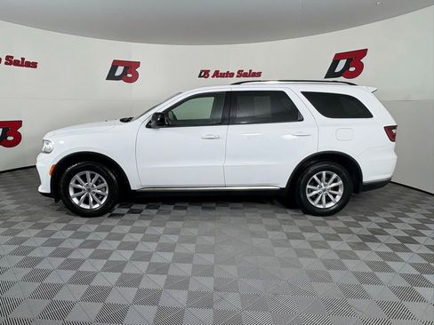 Used 2023 Dodge Durango SXT RWD image 3