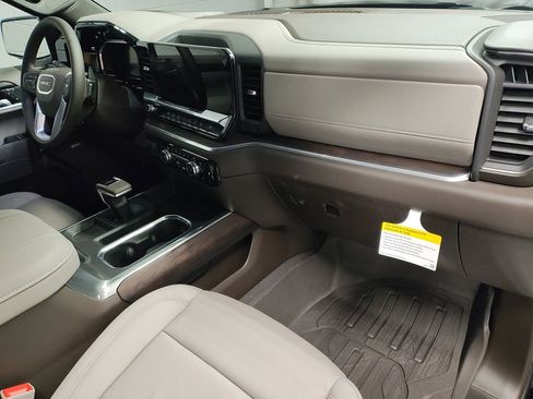 New 2026 GMC Sierra 1500 SLT w/ SLT Premium Plus Package image 8
