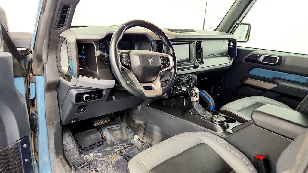 Used 2023 Ford Bronco Black Diamond w/ Sasquatch Package AWD/4WD image 12