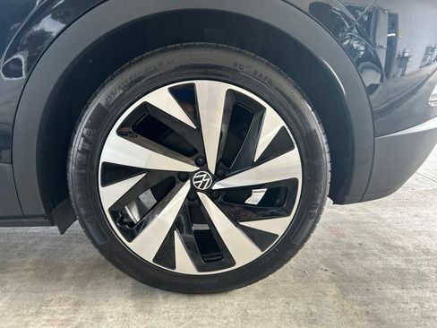 Used 2021 Volkswagen ID.4 1st Edition RWD image 17