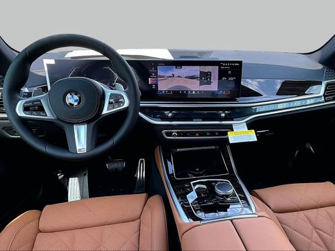 New 2026 BMW X5 xDrive40i w/ M Sport Package AWD/4WD image 5
