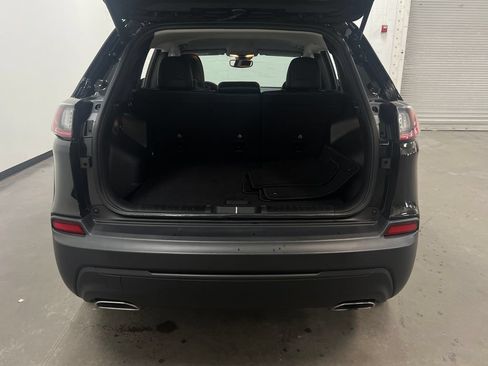 Used 2022 Jeep Cherokee Latitude Lux FWD image 25