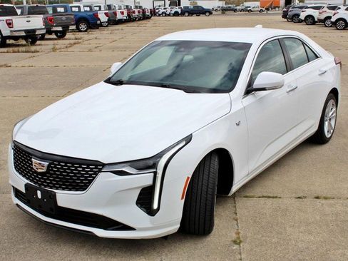 Used 2024 Cadillac CT4 Luxury image 7