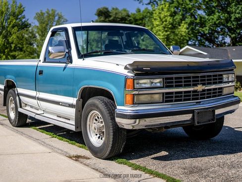 Used 1990 Chevrolet Silverado 3500 2WD Regular Cab image 12