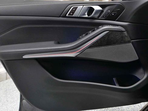 Used 2024 BMW X5 xDrive40i image 6