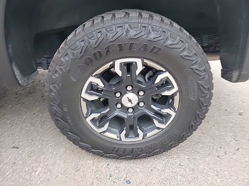 Used 2026 Chevrolet Silverado 1500 ZR2 AWD/4WD image 30