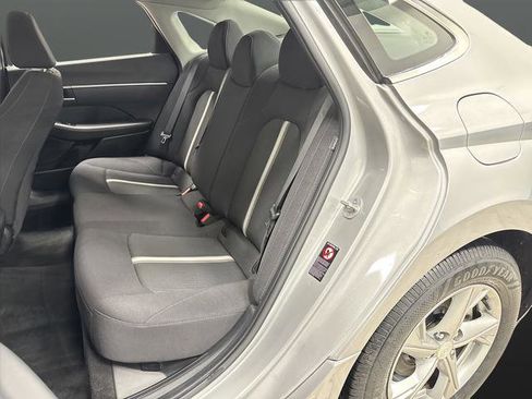 Used 2023 Hyundai Sonata SE w/ Cargo Package image 24