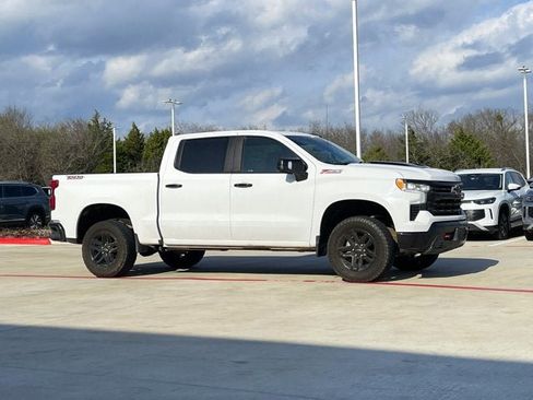 Used 2023 Chevrolet Silverado 1500 LT Trail Boss w/ LT Trail Boss Premium Package AWD/4WD image 6