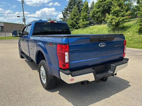 Certified 2022 Ford F250 XLT AWD/4WD image 2