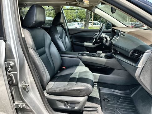 Used 2021 Nissan Rogue SL AWD/4WD image 9