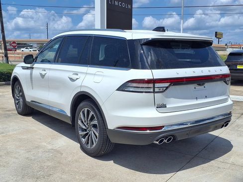 New 2026 Lincoln Aviator 2WD image 7