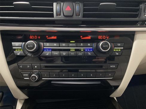 Used 2015 BMW X5 xDrive35i image 21