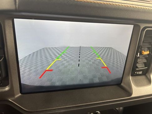 Used 2024 Ford Bronco Badlands image 17