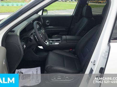 Used 2026 Hyundai Palisade Calligraphy FWD image 14