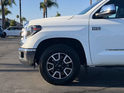 Used 2021 Toyota Tundra Limited w/ Limited Premium Package RWD image 24