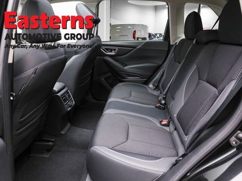 Used 2023 Subaru Forester Premium image 25