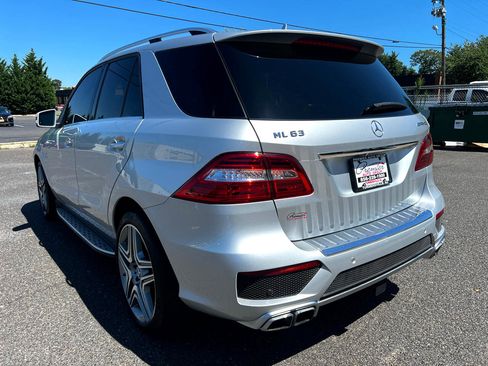 Used 2012 Mercedes-Benz ML 63 AMG 4MATIC image 7
