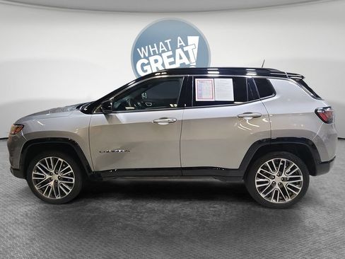 Used 2023 Jeep Compass Limited w/ Elite Group AWD/4WD image 8