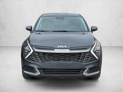 Used 2024 Kia Sportage LX image 2