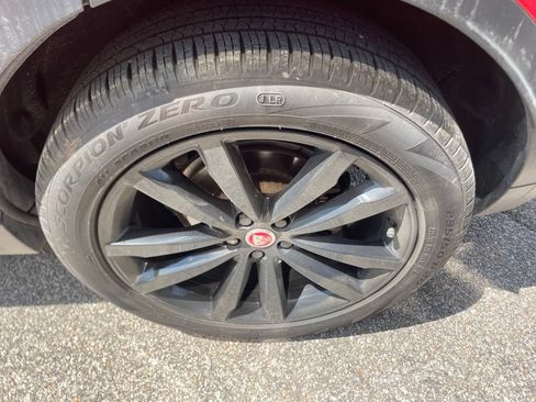 Used 2022 Jaguar E-PACE SE AWD/4WD image 11