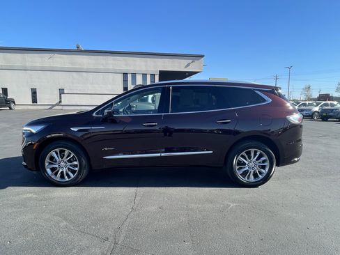 Used 2023 Buick Enclave Avenir w/ Trailering Package, 5000 lbs. AWD/4WD image 5