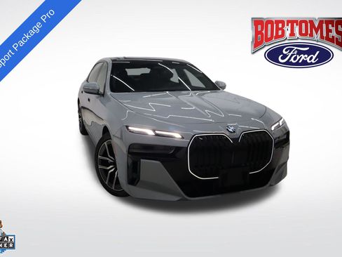 Used 2026 BMW 740i xDrive AWD/4WD image 1