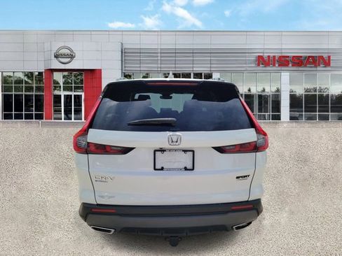 Used 2024 Honda CR-V Sport Touring image 5