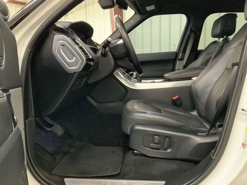 Used 2018 Land Rover Range Rover Sport HSE AWD/4WD image 18