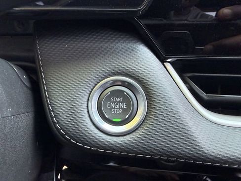 Used 2026 Chevrolet Equinox LT w/ Convenience Package II image 23